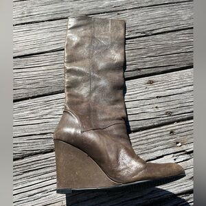 Stuart Weitzman Brown Wedge KNEE HIGH BOOT , beautiful leather , sz 8.5